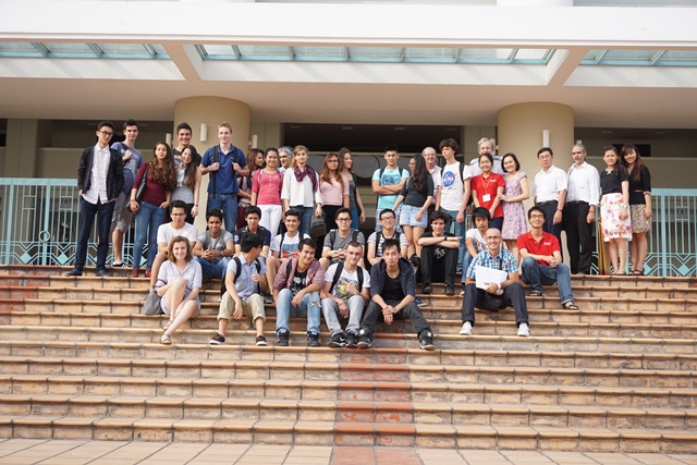 Bienvenue aux étudiants de Lycée Marguerite Duras 2015